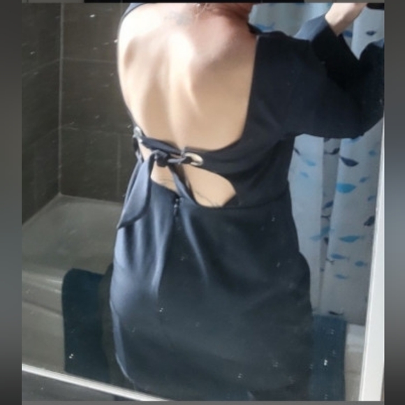 Dress - Picture 4 of 4